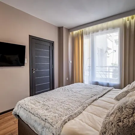 Apartment Luxury Redefined In City Center - Elevate Your In A Smart And Modern *