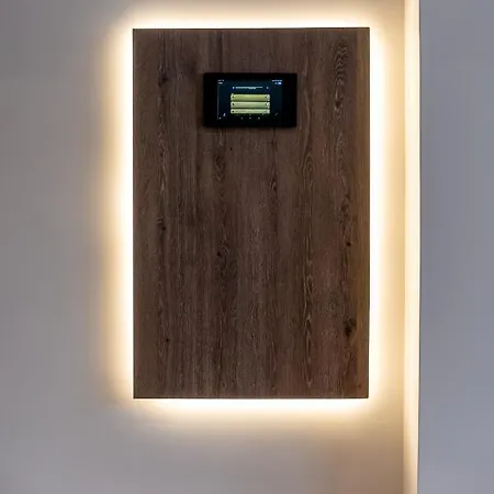 Luxury Redefined In City Center - Elevate Your In A Smart And Modern Apartment *